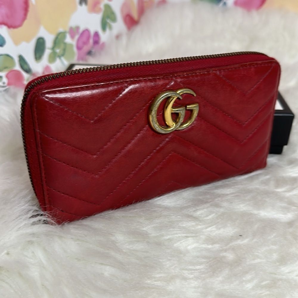 Gucci GG Marmont Matelassé Leather Zip Around Long Wallet Burgundy